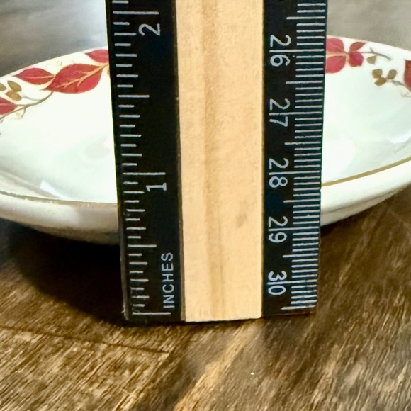 Maddock Teacup Saucer, Ultra Vitrified, Made in England, Leaf Gold Rim - Picture 5 of 5